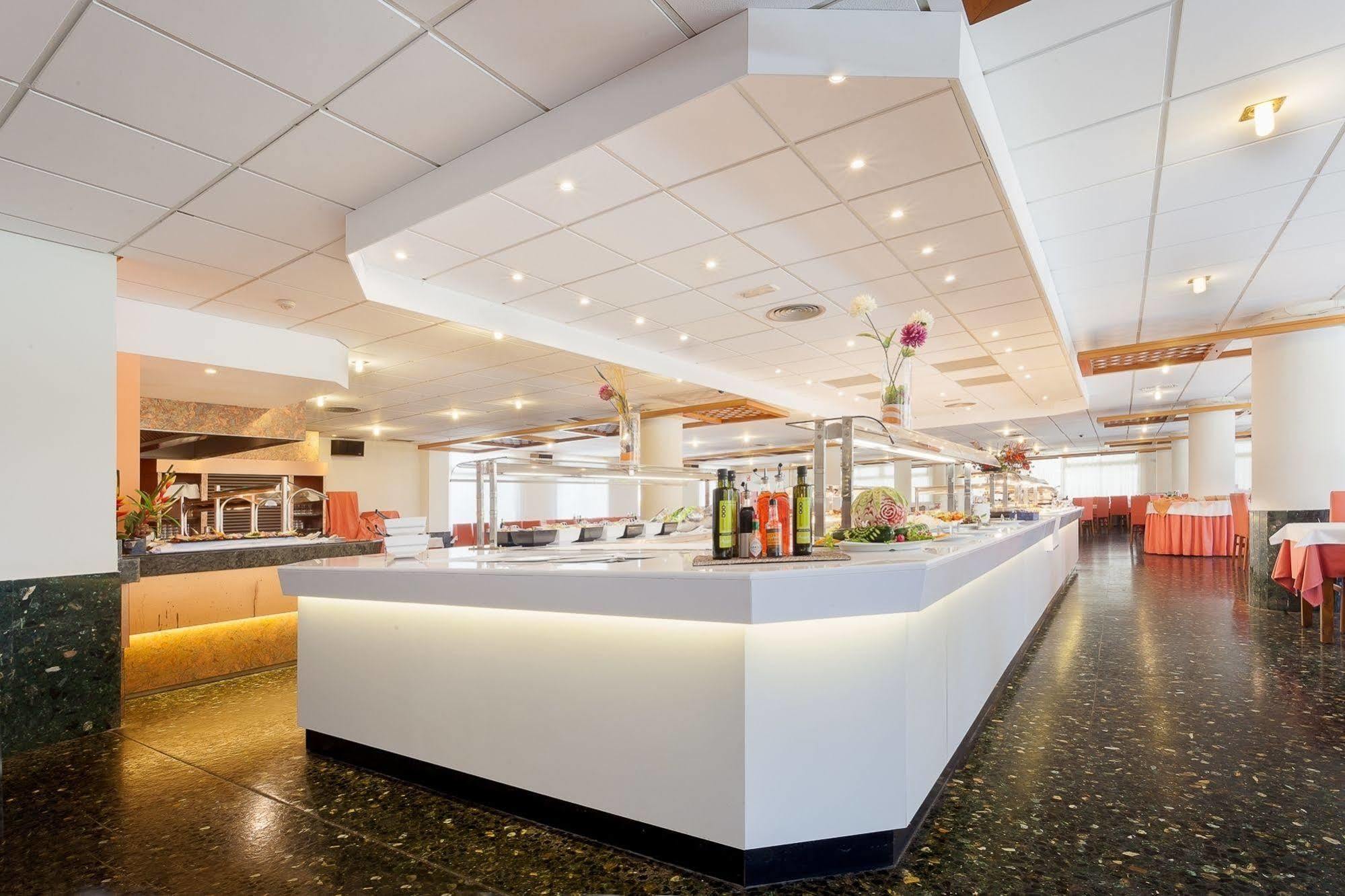 Beverly Park & 4* Blanes